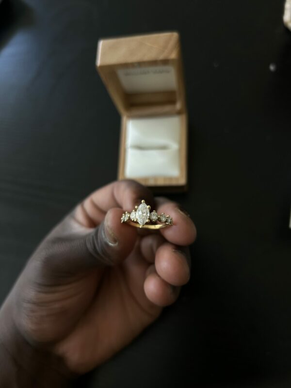 1 Carat E VS2 Marquise Lab Grown Ring - Image 3