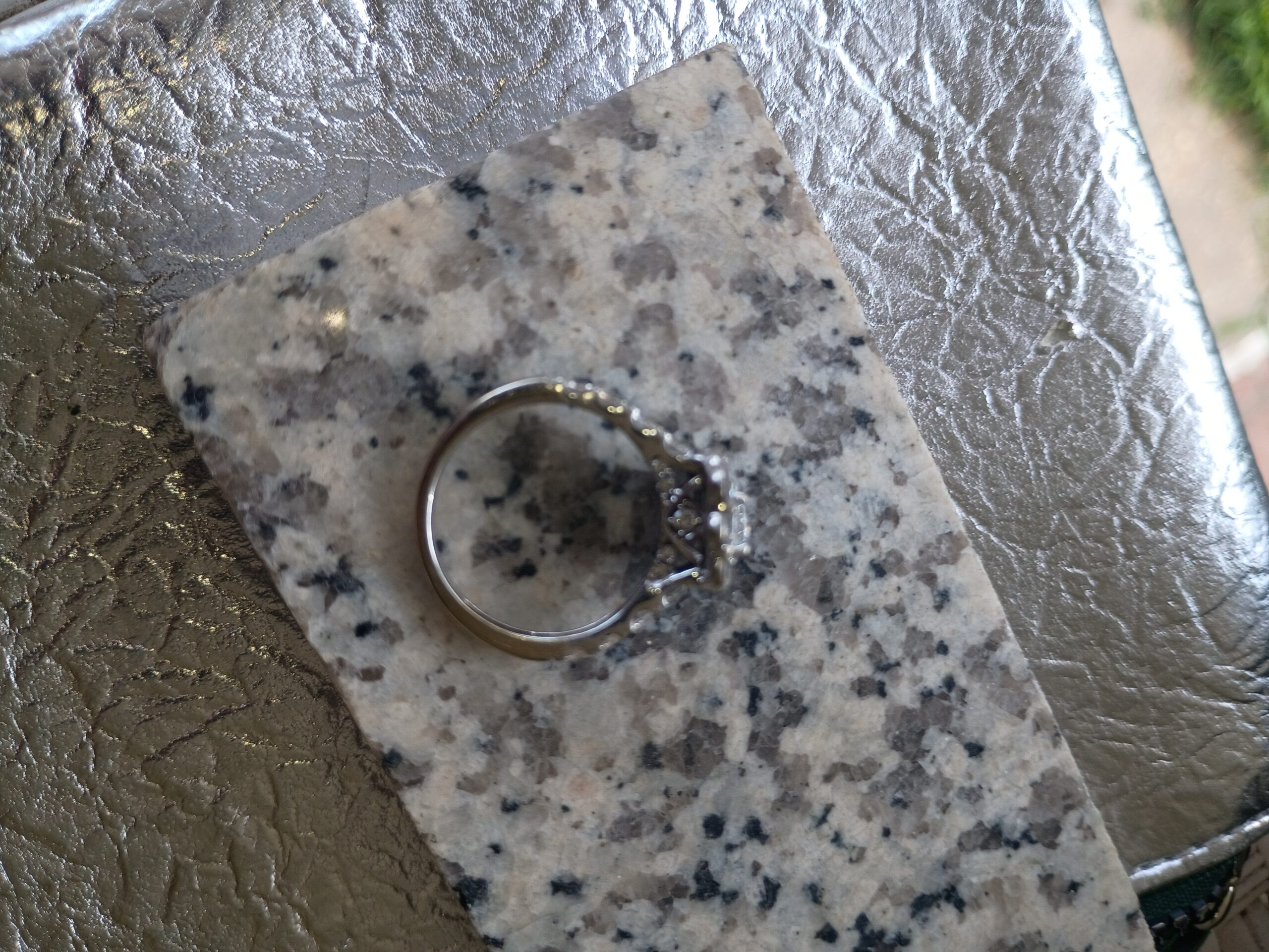 3 Carat Total Weight F VS1 Emerald Lab Grown Diamond Ring - Image 3