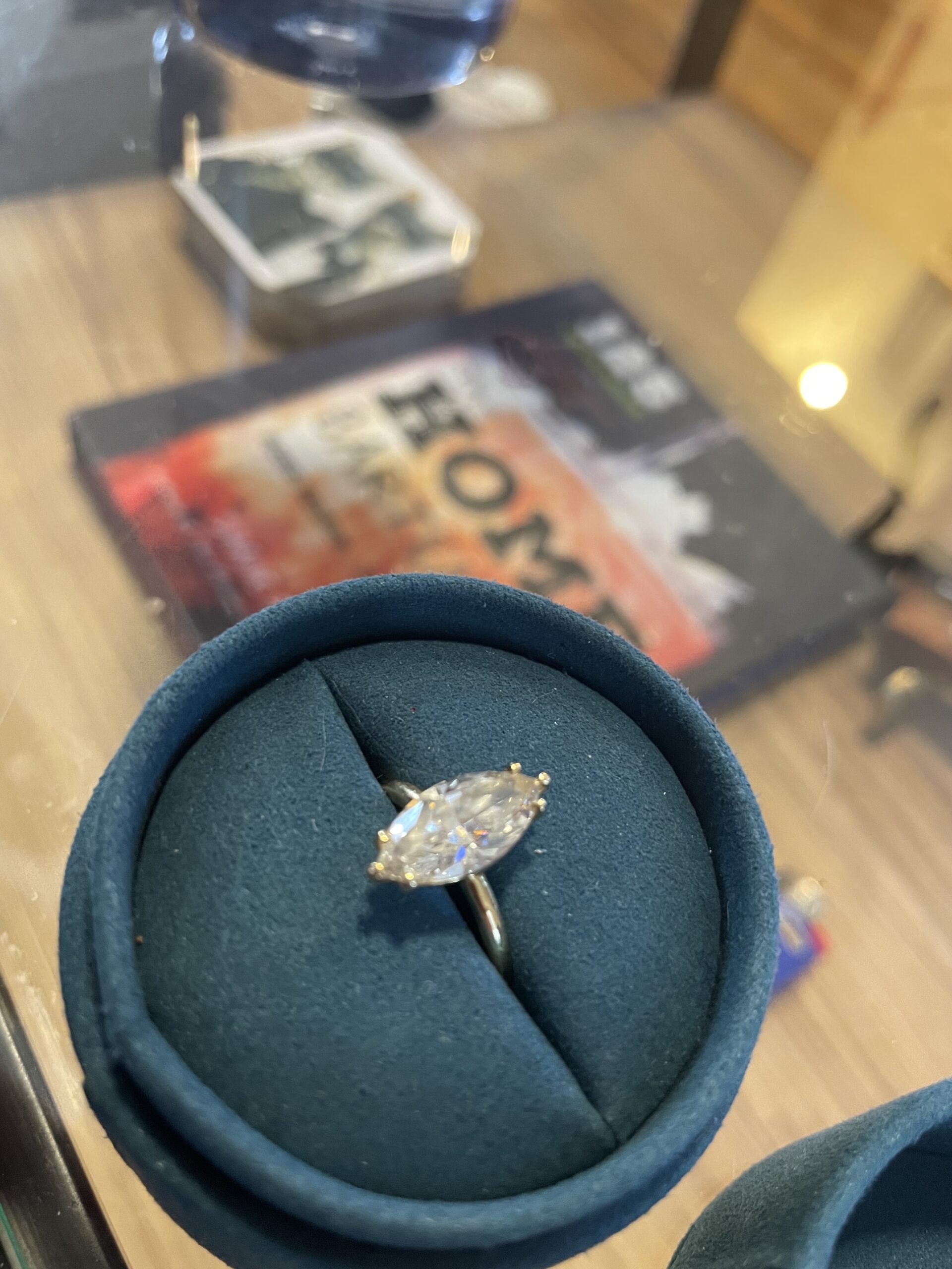 2.32 Carat I VS2 Marquise Lab Grown Ring - Image 4