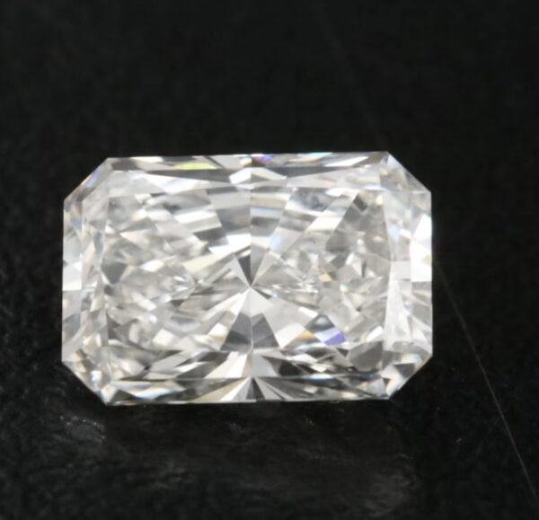 IGI 1.76 Carat H VS1 Radiant Lab Grown Diamond Loose Diamond - Image 1