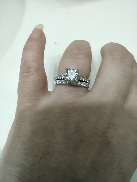 2.65 Carat I VS2 Round Lab Grown Ring