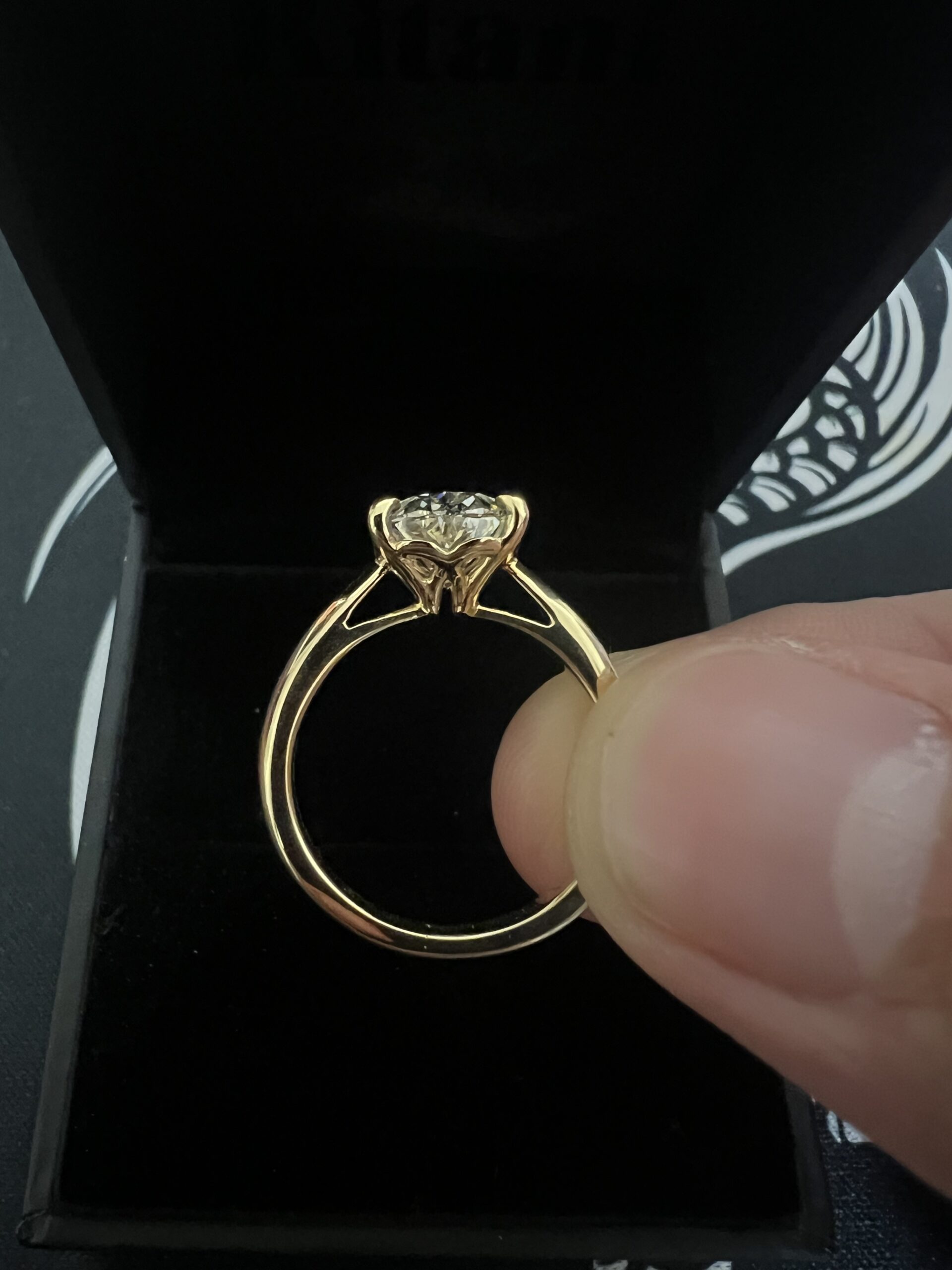IGI 2.59 Carat G VS1 Oval Lab Grown Ring - Image 7