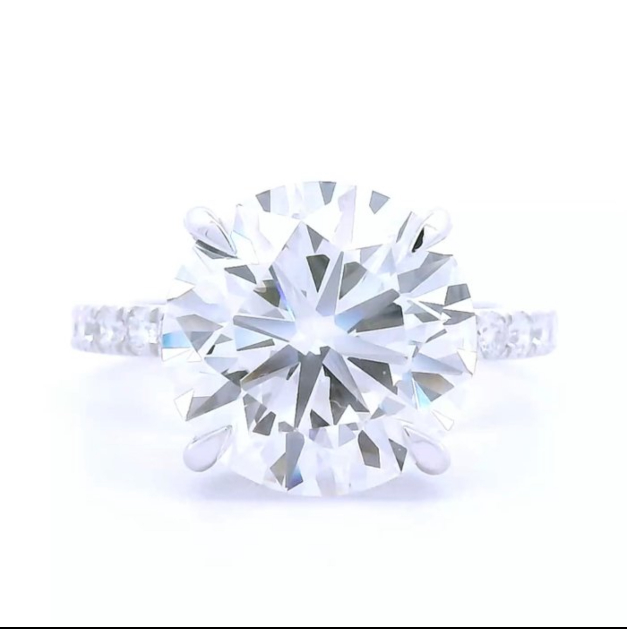 IGI 5.70 Carat E VVS2 Round Lab Grown Ring - Image 1