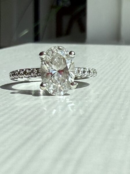 2.17 Carat G SI1 Oval Lab Grown Ring - Image 23
