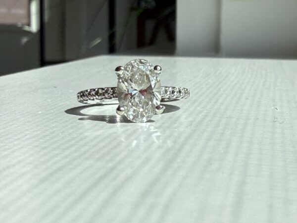 2.17 Carat G SI1 Oval Lab Grown Ring - Image 23