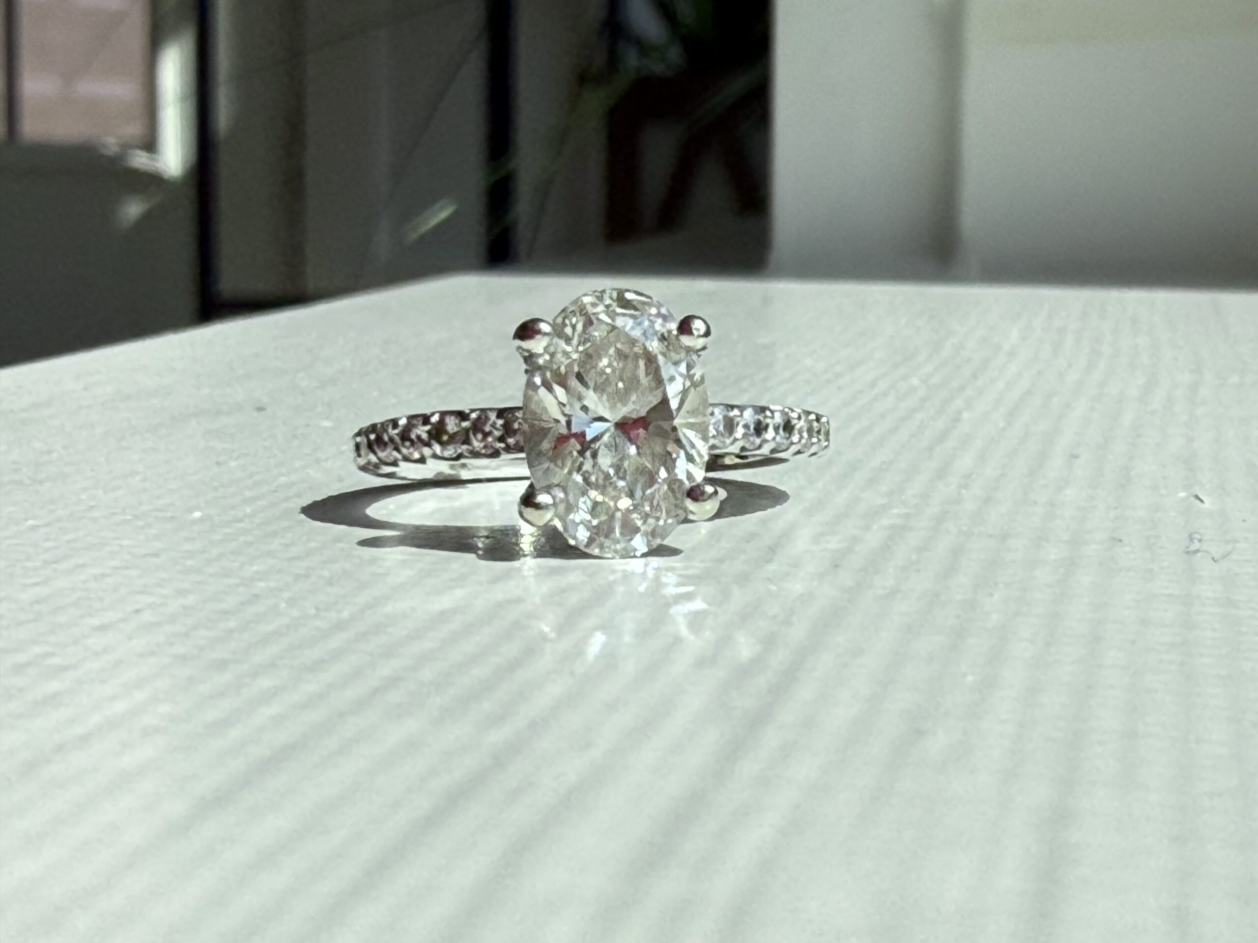 2.17 Carat G SI1 Oval Lab Grown Ring - Image 22