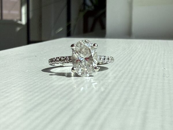 2.17 Carat G SI1 Oval Lab Grown Ring - Image 13