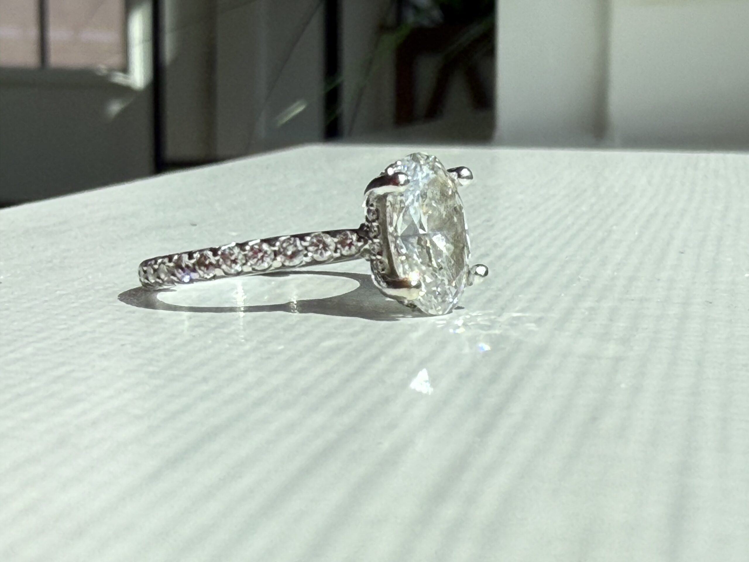 2.17 Carat G SI1 Oval Lab Grown Ring - Image 17