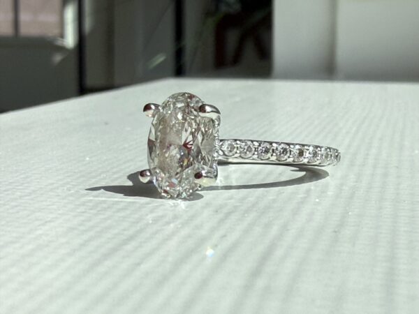2.17 Carat G SI1 Oval Lab Grown Ring - Image 26