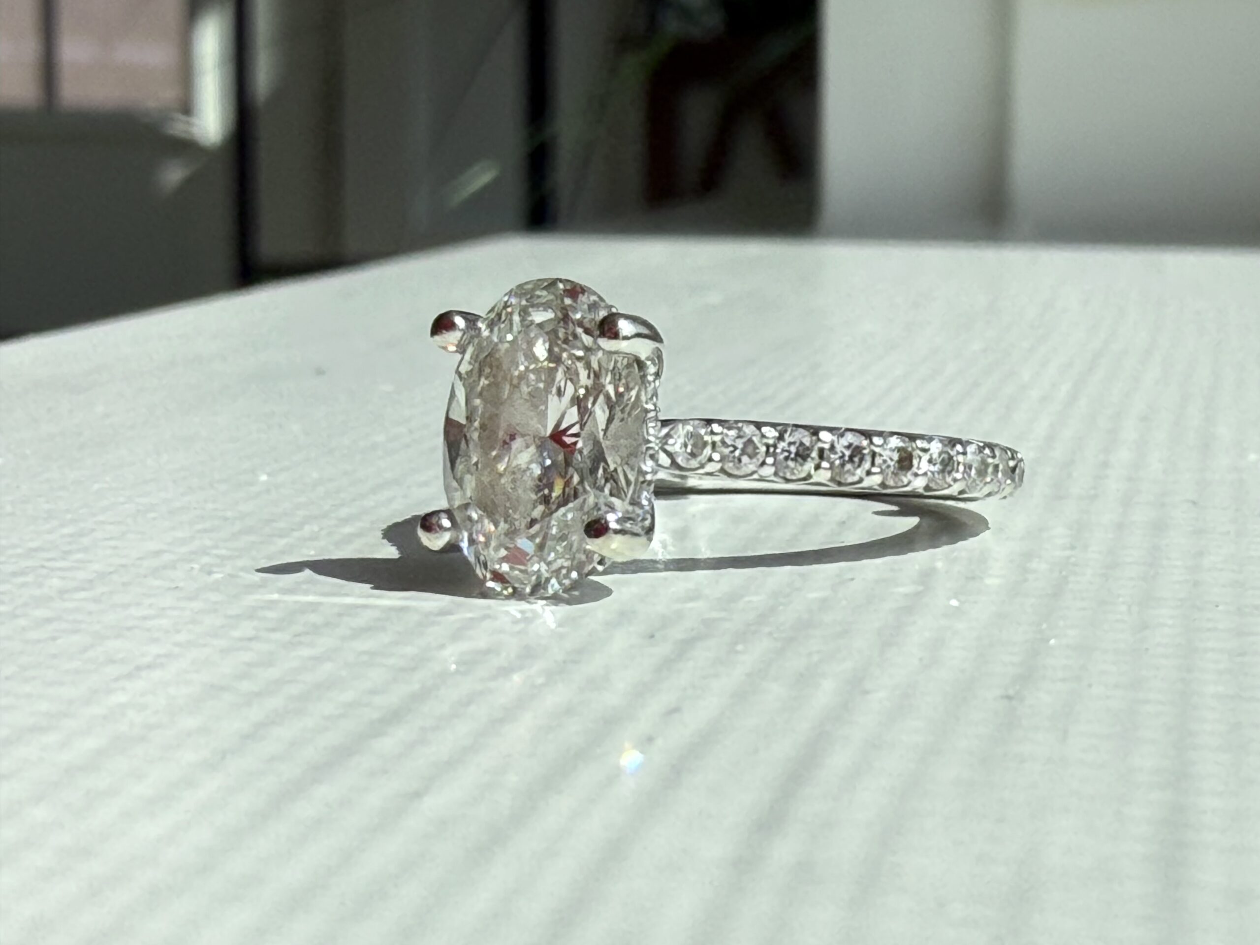 2.17 Carat G SI1 Oval Lab Grown Ring - Image 26