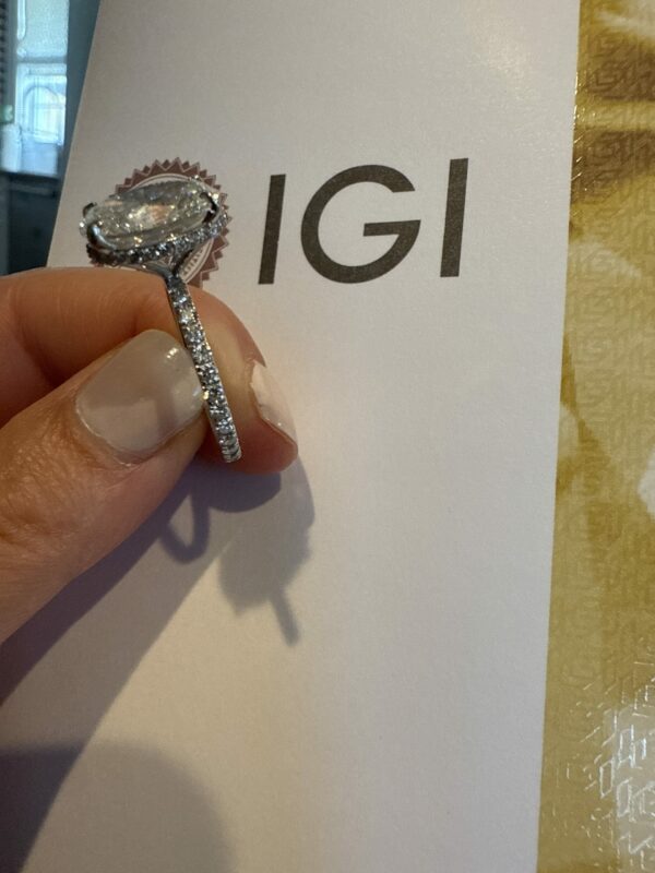 IGI 4 Carat E VS1 Oval Lab Grown Ring - Image 5