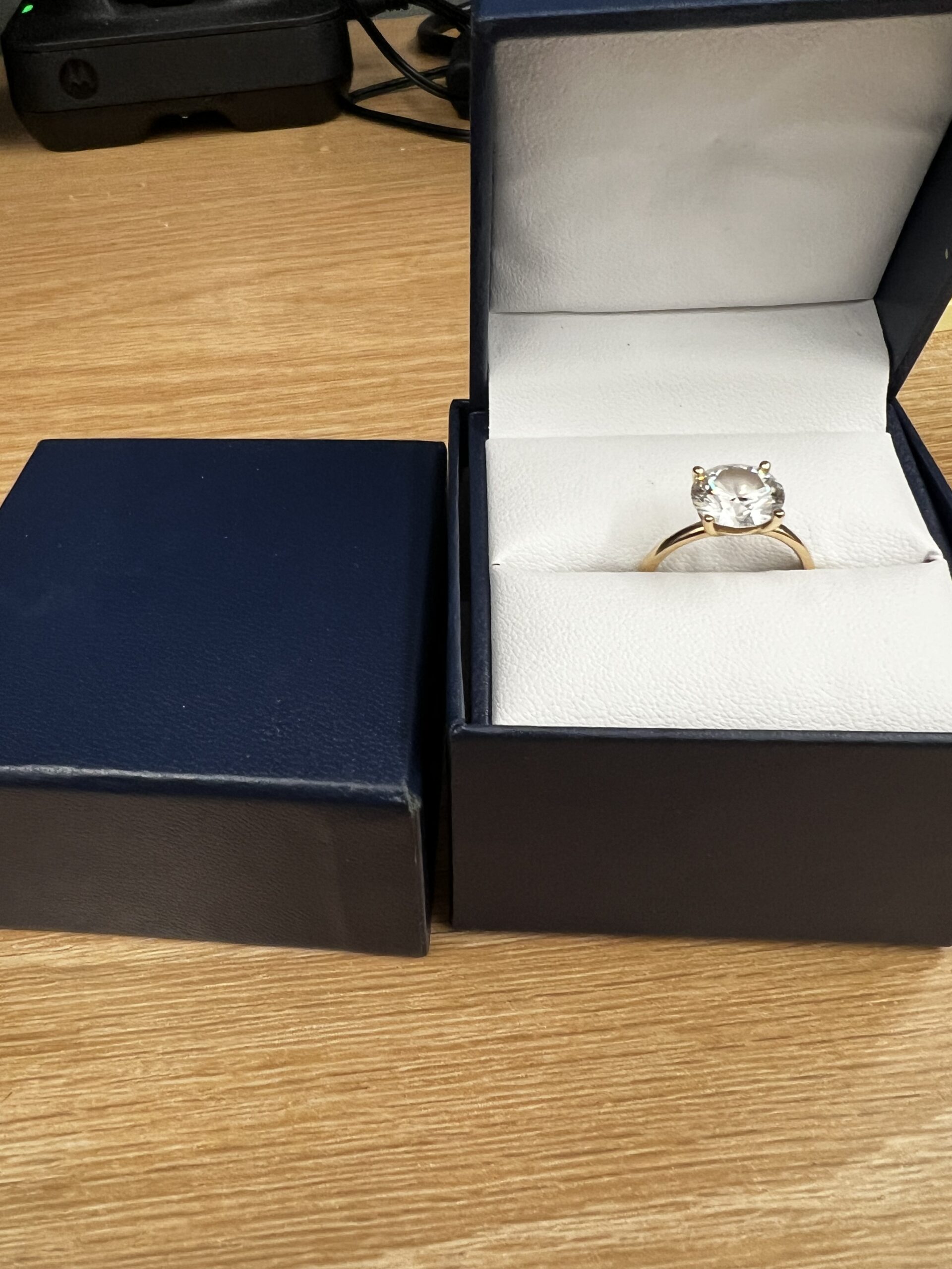 IGI 3.50 Carat H SI1 Round Lab Grown Diamond Ring - Image 14