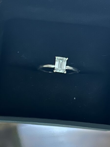 IGI 1.06 Carat D VVS1 Emerald Lab Grown Ring