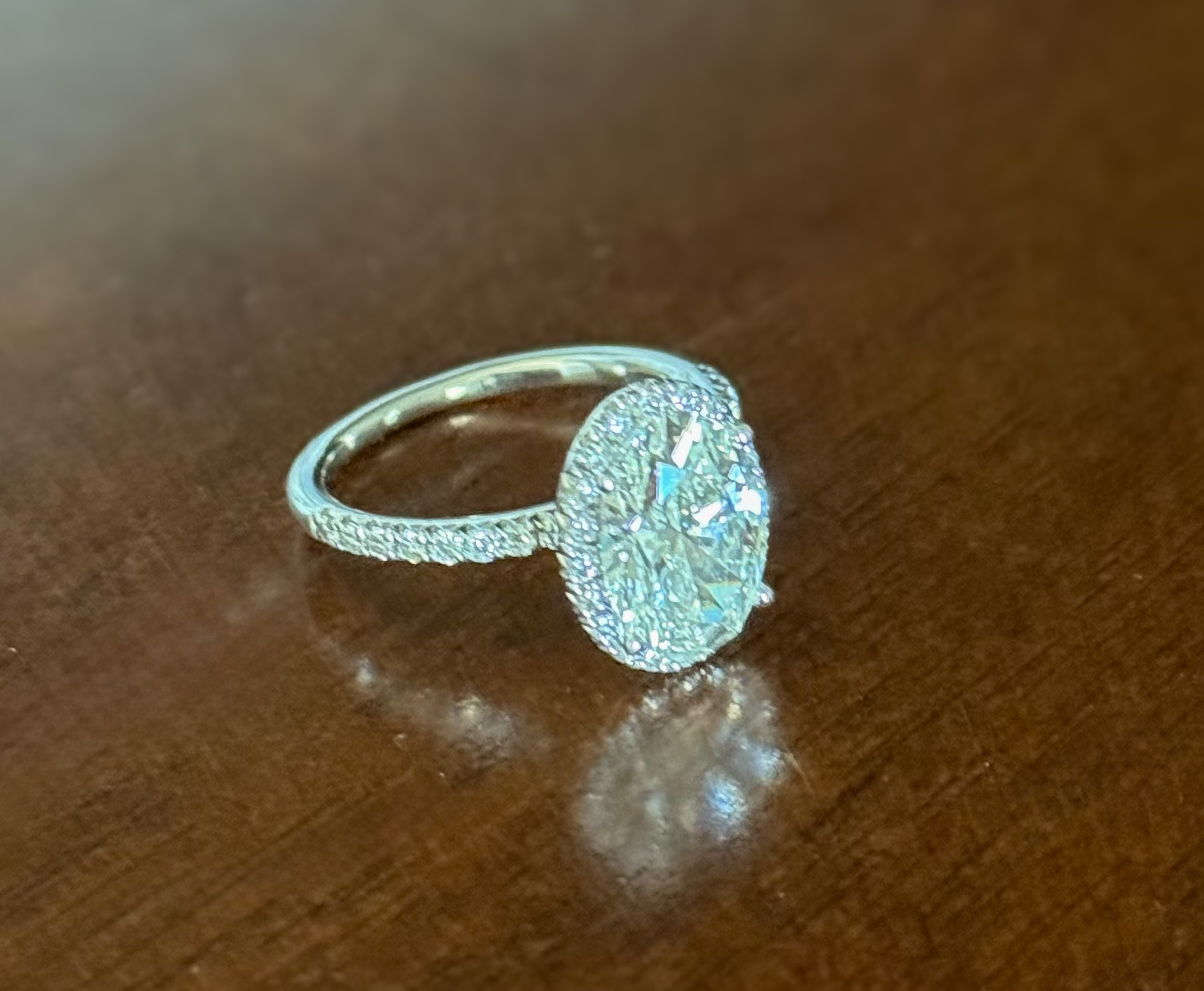 GSI 3.54 Carat F VS1 Oval Lab Grown Diamond Ring - Image 5