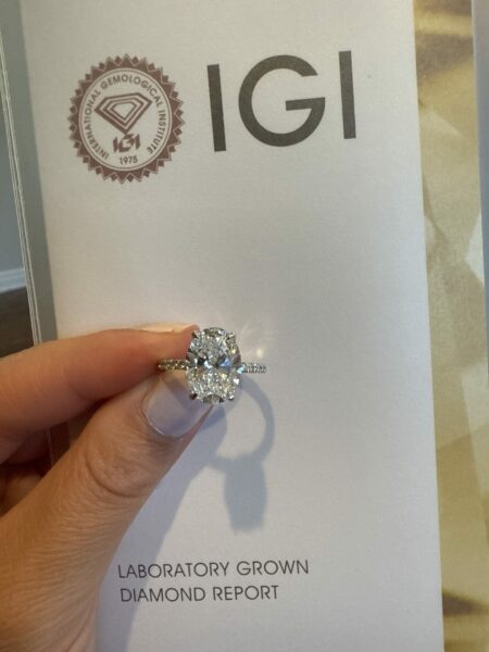 IGI 4 Carat E VS1 Oval Lab Grown Ring