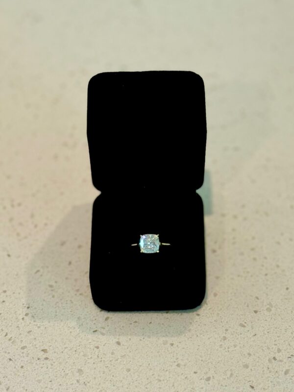 IGI 2.83 Carat Lab-Grown G VVS2 Cushion Lab Grown Diamond with 44 .14 CT Natural Diamond Ring - Image 8