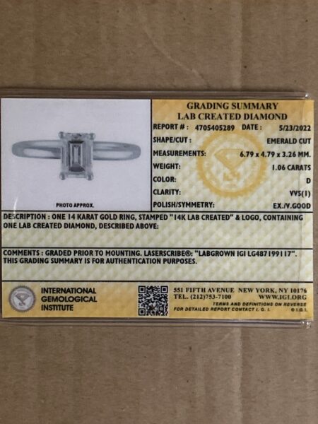 IGI 1.06 Carat D VVS1 Emerald Lab Grown Ring - Image 3