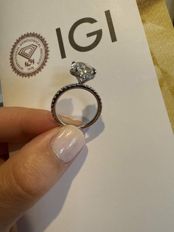 IGI 4 Carat E VS1 Oval Lab Grown Ring - Image 9