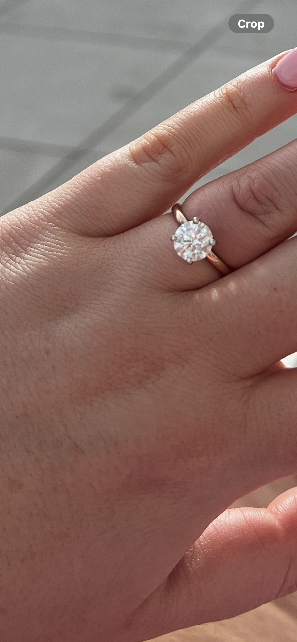 IGI 2.05 Carat E VVS2 Round Lab Grown Ring - Image 2
