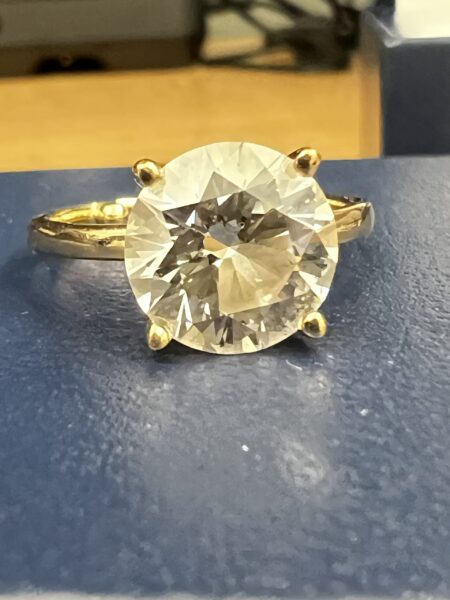 IGI 3.50 Carat H SI1 Round Lab Grown Diamond Ring - Image 12