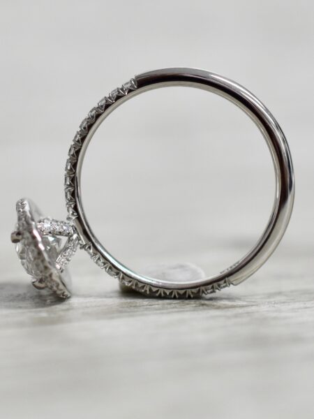 GCAL 1.8 Carat D VS1 Oval Lab Grown Ring - Image 4