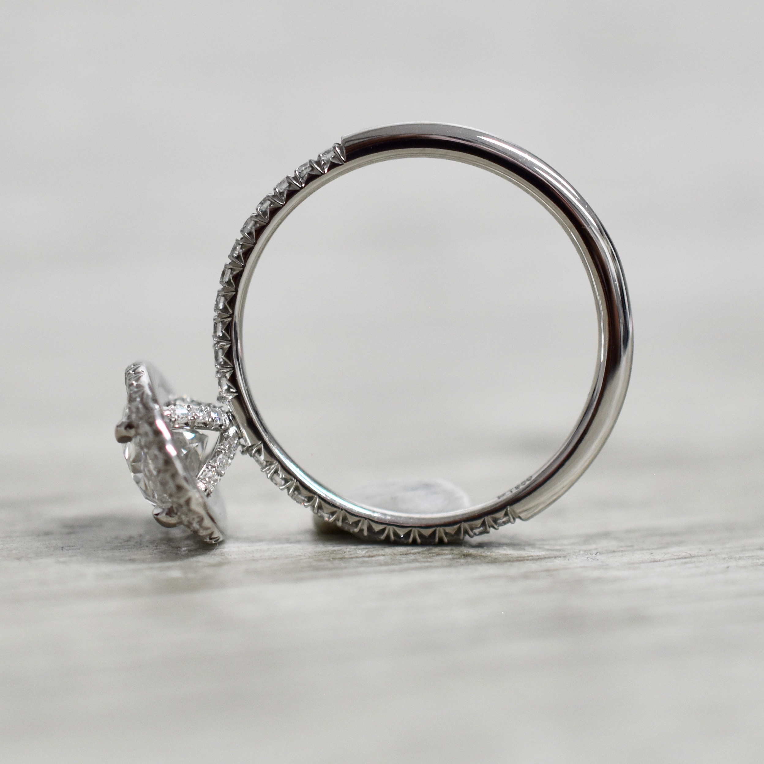 GCAL 1.8 Carat D VS1 Oval Lab Grown Ring - Image 4
