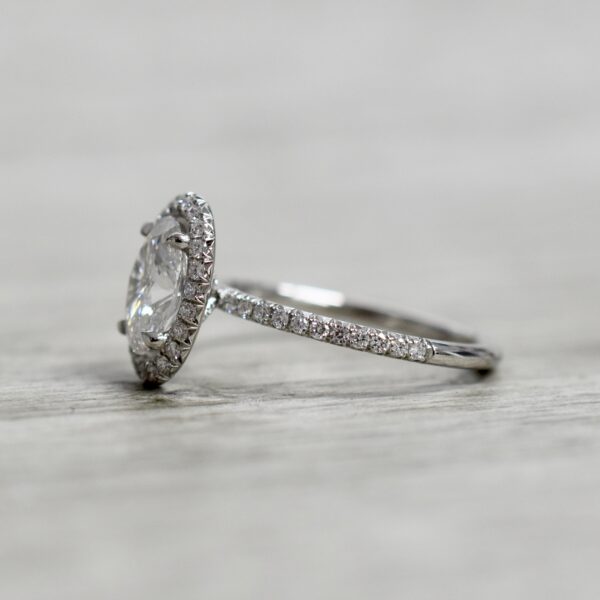 GCAL 1.8 Carat D VS1 Oval Lab Grown Ring - Image 3