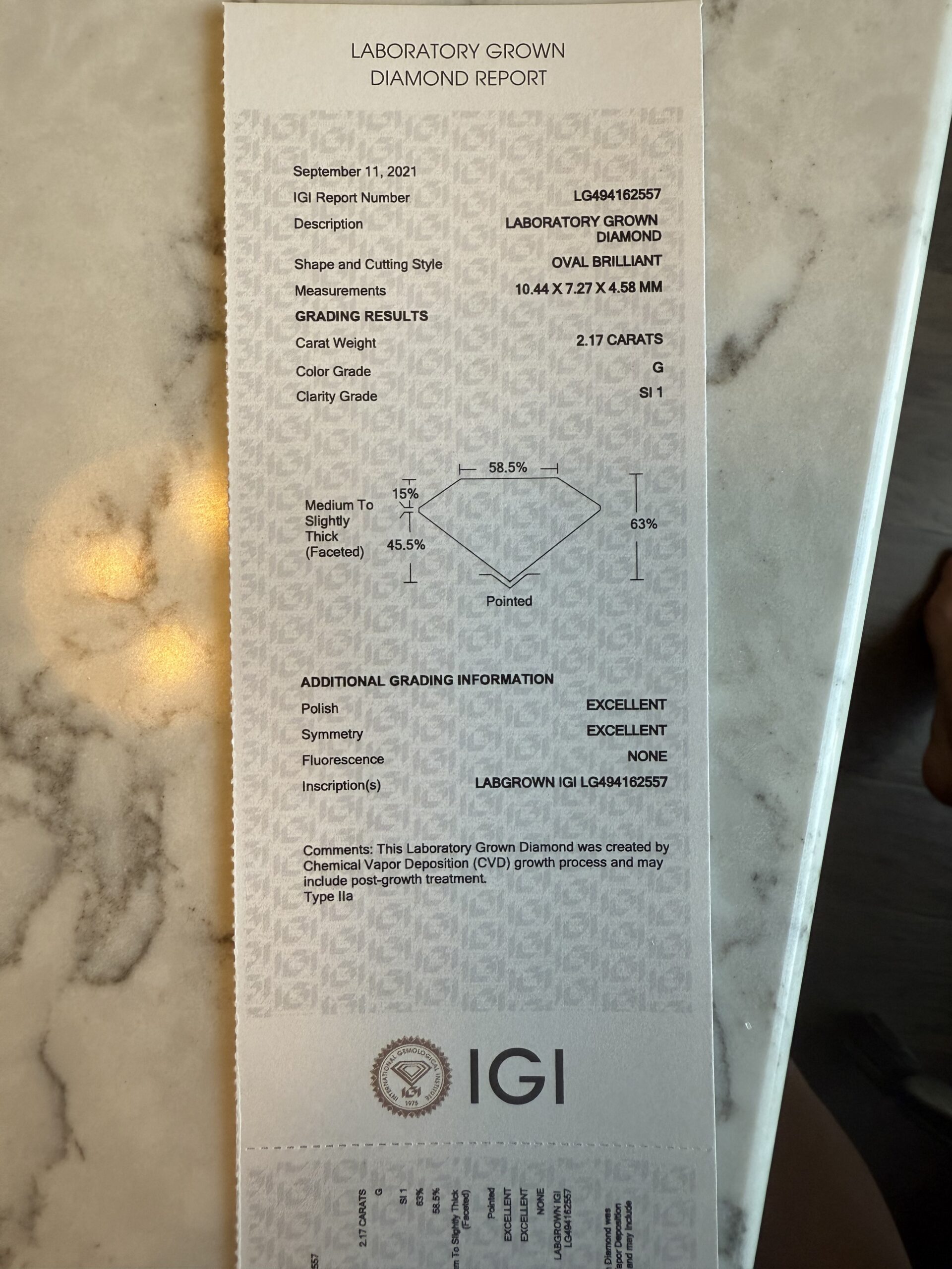 2.17 Carat G SI1 Oval Lab Grown Ring - Image 3