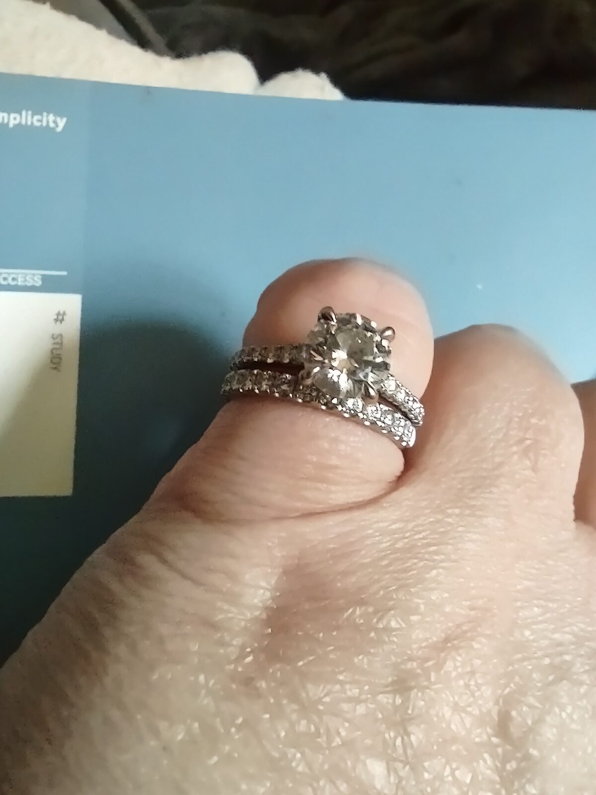 2.65 Carat I VS2 Round Lab Grown Ring - Image 4
