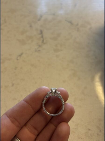 IGI 0.77 Carat E VVS2 Princess Lab Grown Ring - Image 5