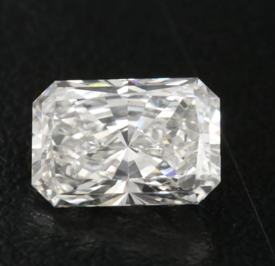 IGI 1.76 Carat H VS1 Radiant Lab Grown Diamond Loose Diamond - Image 2