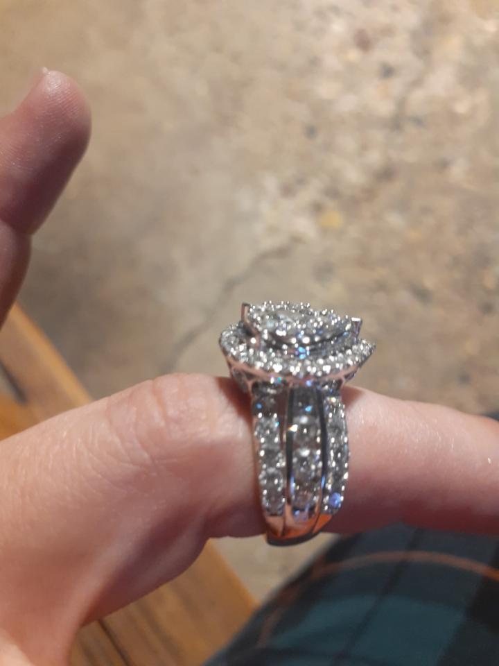 Not Sure/Unknown 3 Carat I I1 Pear Lab Grown Diamond Ring - Image 5
