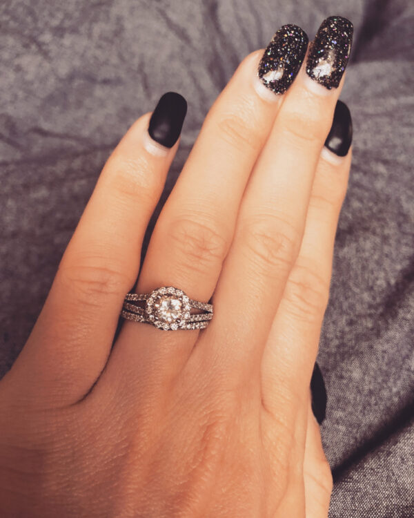 IGI 1.58 Carat H I1 Round Natural Diamond Diamond Ring - Image 1