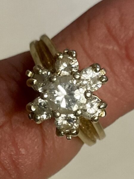Not Sure/Unknown 2.01 Carat F VS1 Round Natural Diamond Diamond Other Diamond Jewelry - Image 2