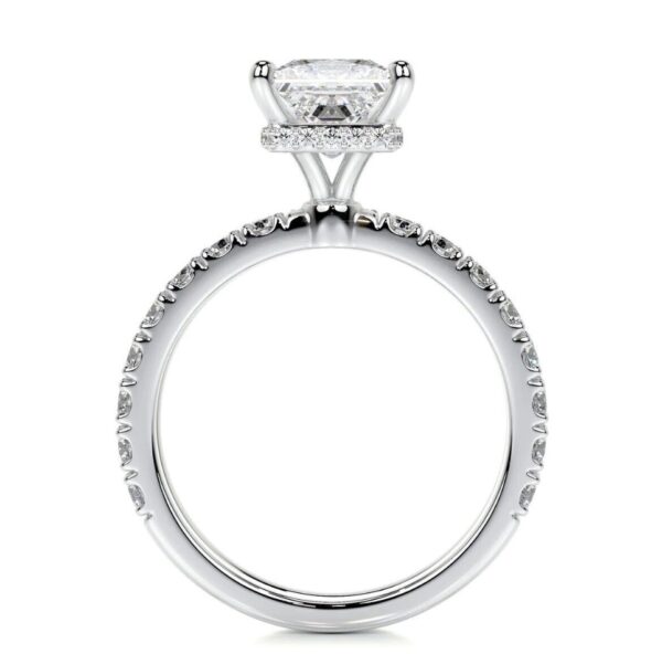 IGI 2.54 Carat F VVS2 Princess Lab Grown Diamond Ring - Image 3