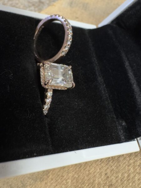 Not Sure/Unknown 3.01 Carat J VS1 Emerald Natural Diamond Diamond Ring - Image 21
