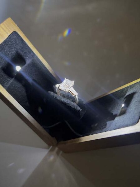 IGI 2.92 Carat G VVS2 Emerald Lab Grown Diamond Ring
