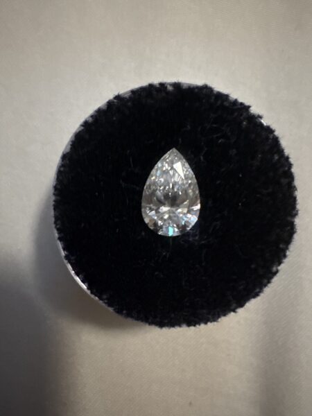 IGI 1.4 Carat E VS2 Pear Lab Grown Diamond Loose Diamond - Image 3