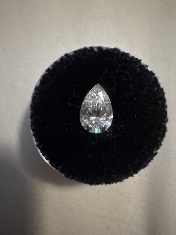 IGI 1.4 Carat E VS2 Pear Lab Grown Diamond Loose Diamond - Image 3