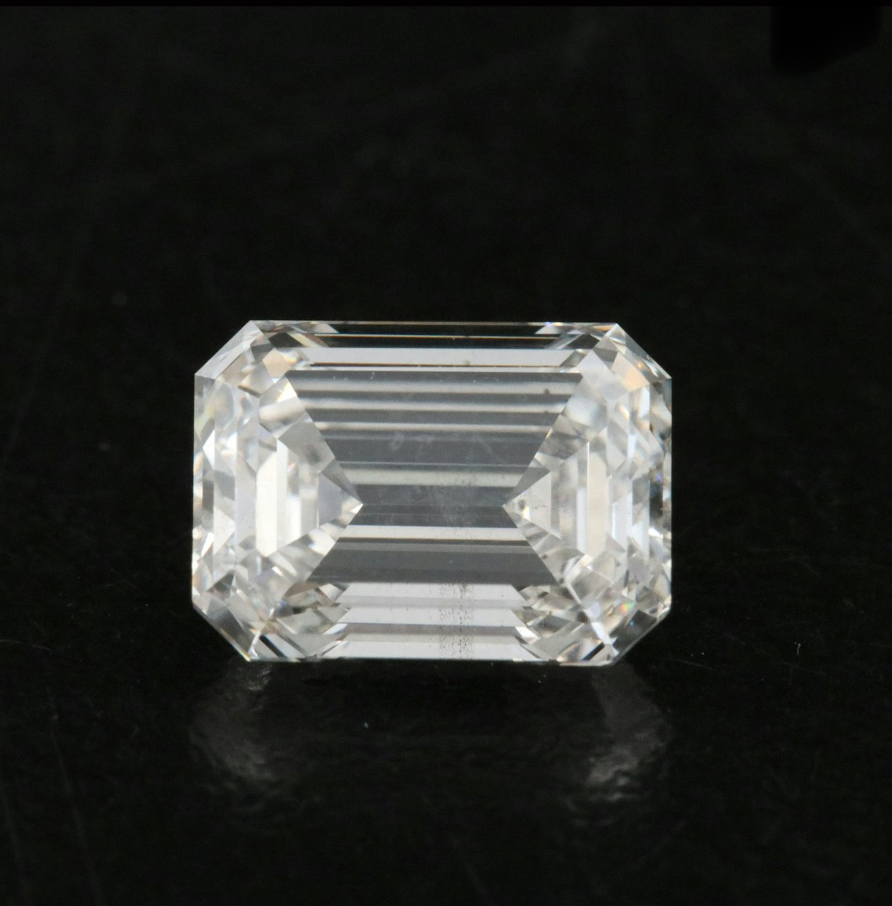 IGI 2.50 Carat G SI1 Emerald Lab Grown Diamond Loose Diamond - Image 3