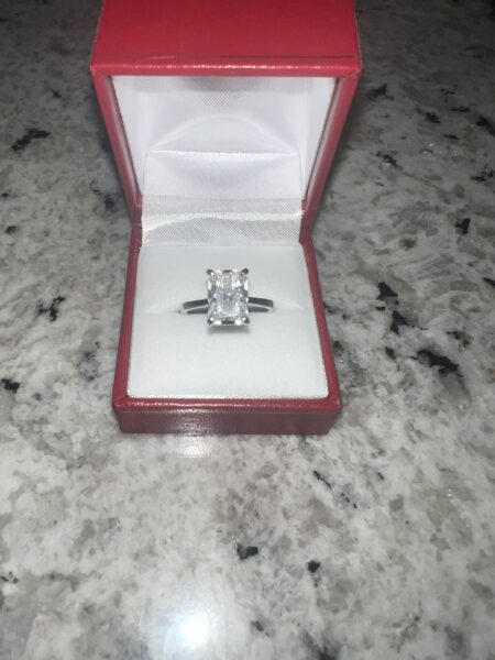 Not Sure/Unknown 3.17 Carat with 0.3 carat natural diamond halo Carat E VVS2 Radiant Lab Grown Diamond Ring