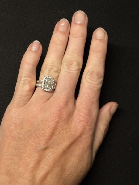 Not Sure/Unknown 2.45 Carat H VS1 Radiant Lab Grown Diamond Ring - Image 9