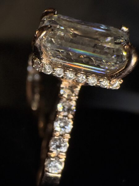 Not Sure/Unknown 3.01 Carat J VS1 Emerald Natural Diamond Diamond Ring - Image 9