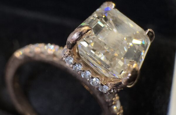Not Sure/Unknown 3.01 Carat J VS1 Emerald Natural Diamond Diamond Ring - Image 15
