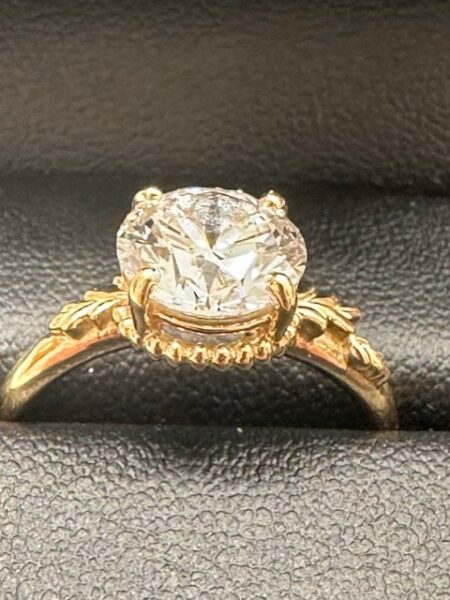 IGI 2.43 Carat F VS1 Round Lab Grown Diamond Ring