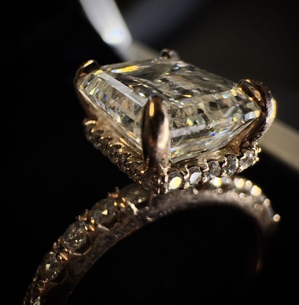 Not Sure/Unknown 3.01 Carat J VS1 Emerald Natural Diamond Diamond Ring - Image 12
