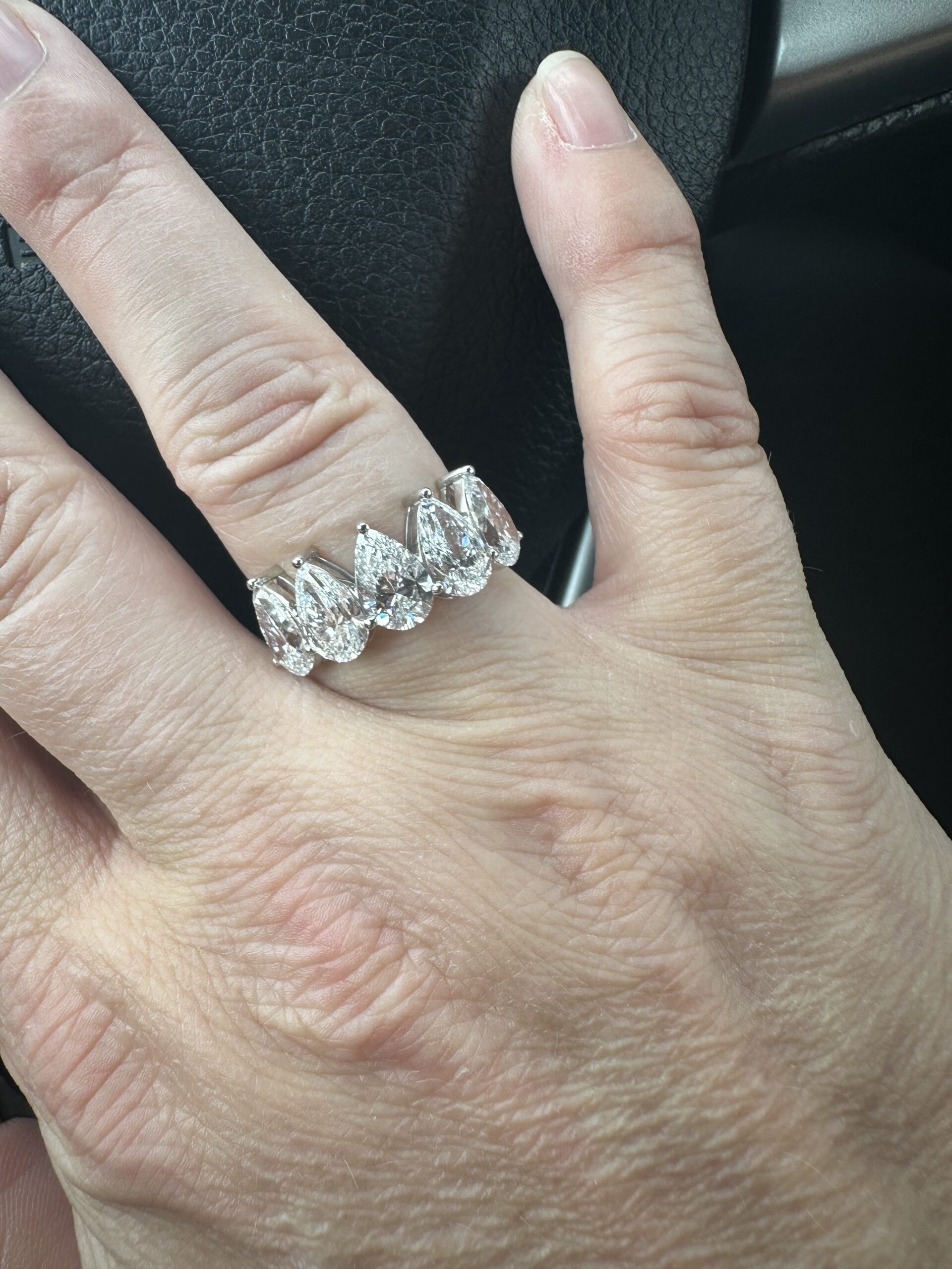 Not Sure/Unknown 4.1 Carat E VVS1 Pear Lab Grown Diamond Ring - Image 2