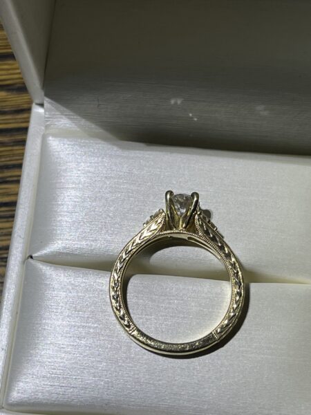 Not Sure/Unknown 0.72 Carat G VS1 Round Natural Diamond Diamond Ring - Image 4