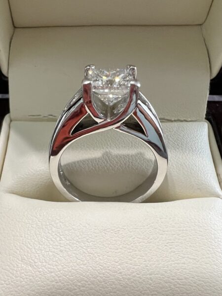 1.85 Carat H I1 Princess Natural Diamond Diamond Ring - Image 7