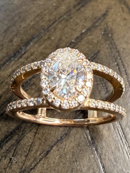 IGI .75 Carat E VS1 Oval Lab Grown Diamond Ring - Image 7